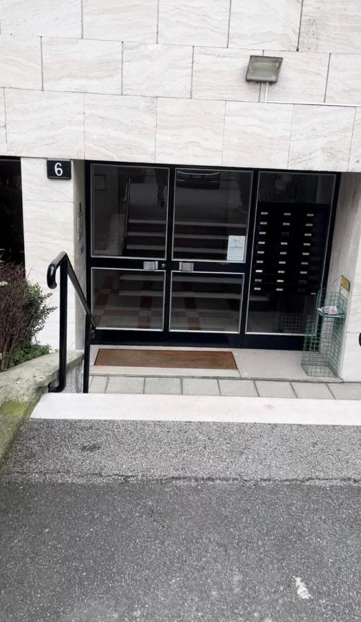 Trilocale Con Parcheggio Privato Daire Milano Dış mekan fotoğraf